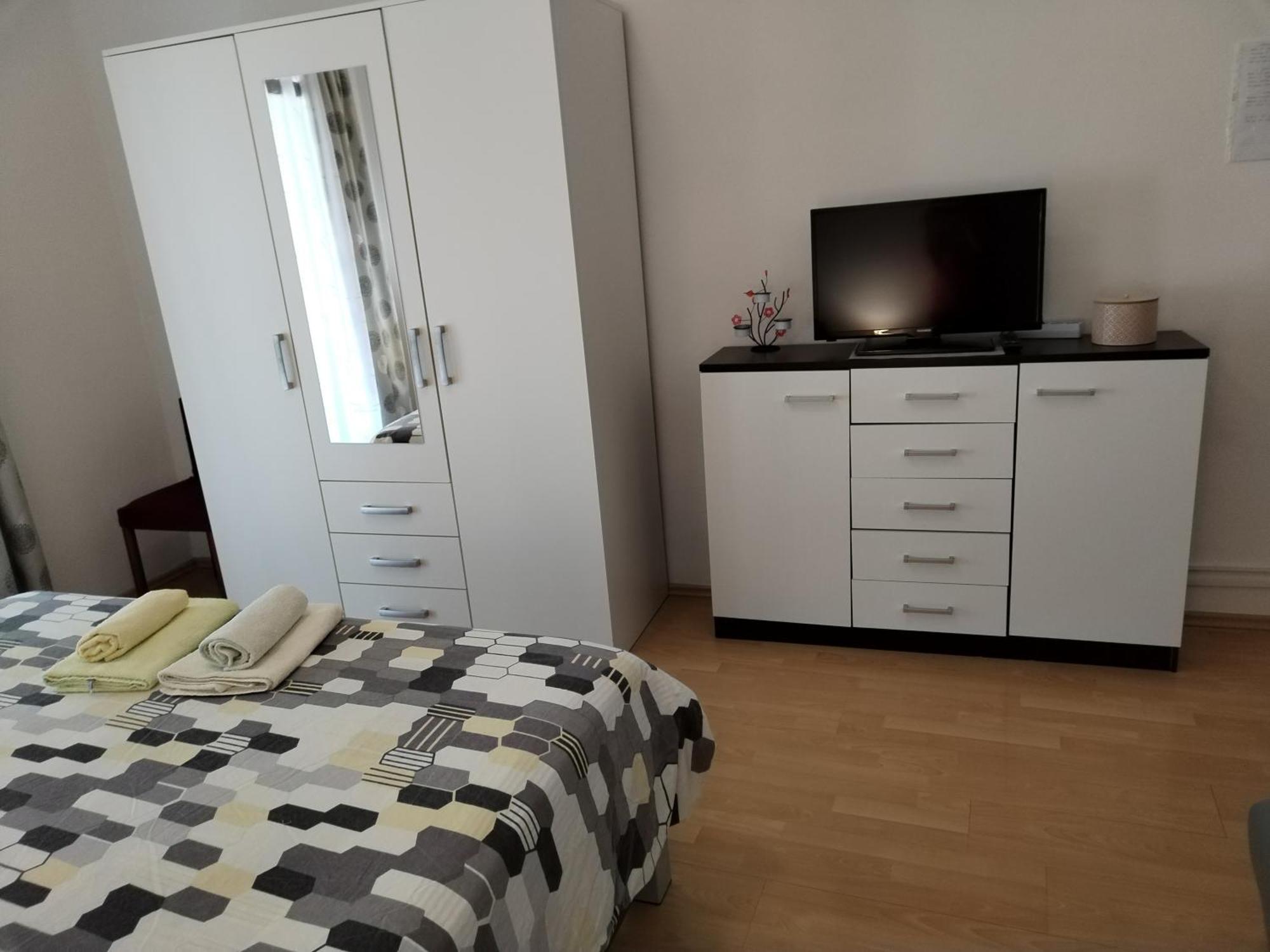 Apartments Erika Пула Екстериор снимка