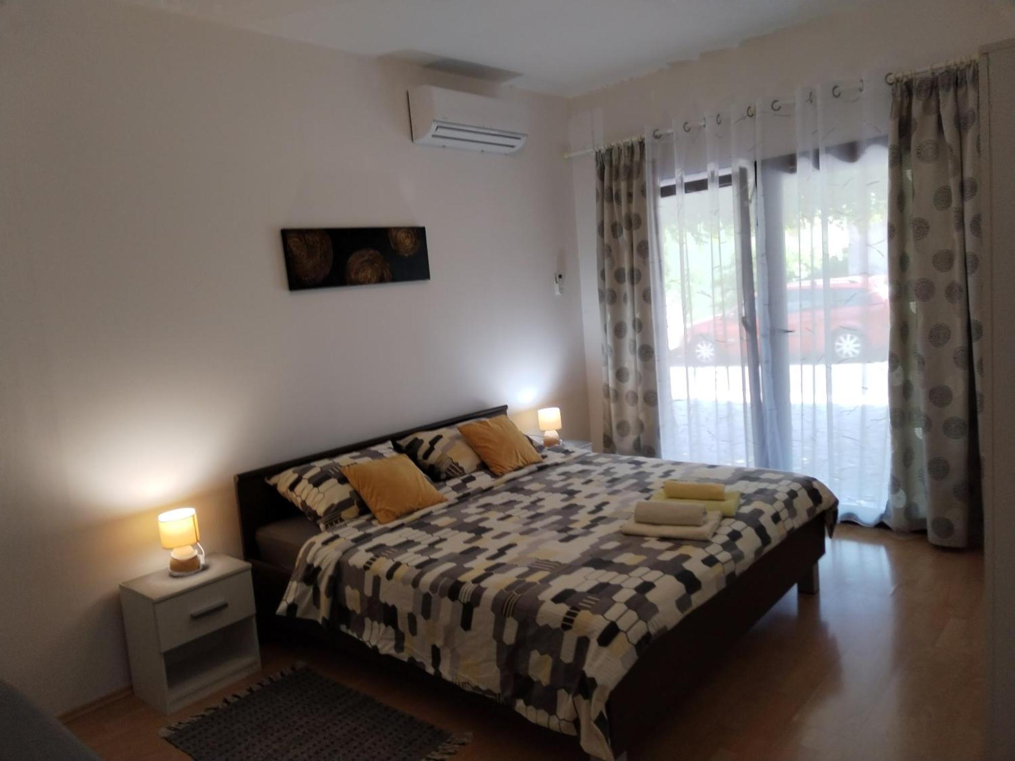 Apartments Erika Пула Екстериор снимка