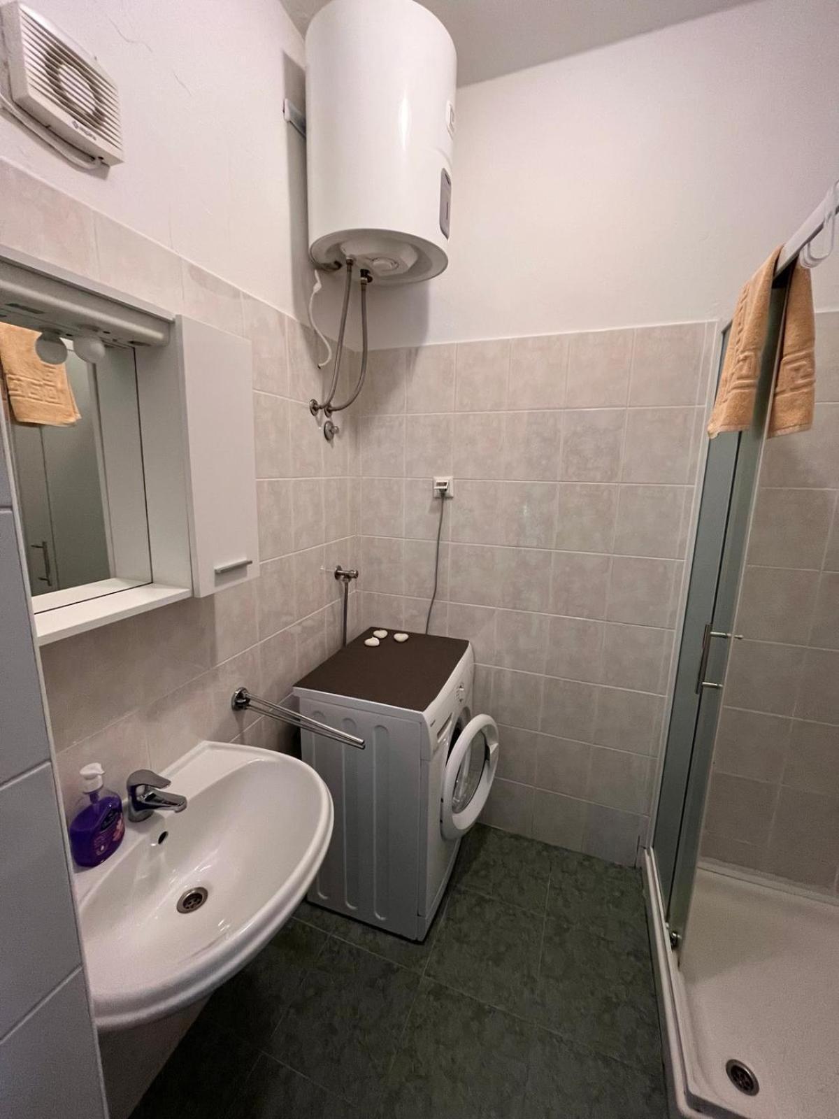 Apartments Erika Пула Екстериор снимка